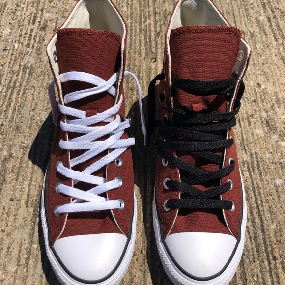 CONVERSE “Chuck Taylor” AllStars A00792F (SZ 10.5) - Picture 2 of 7